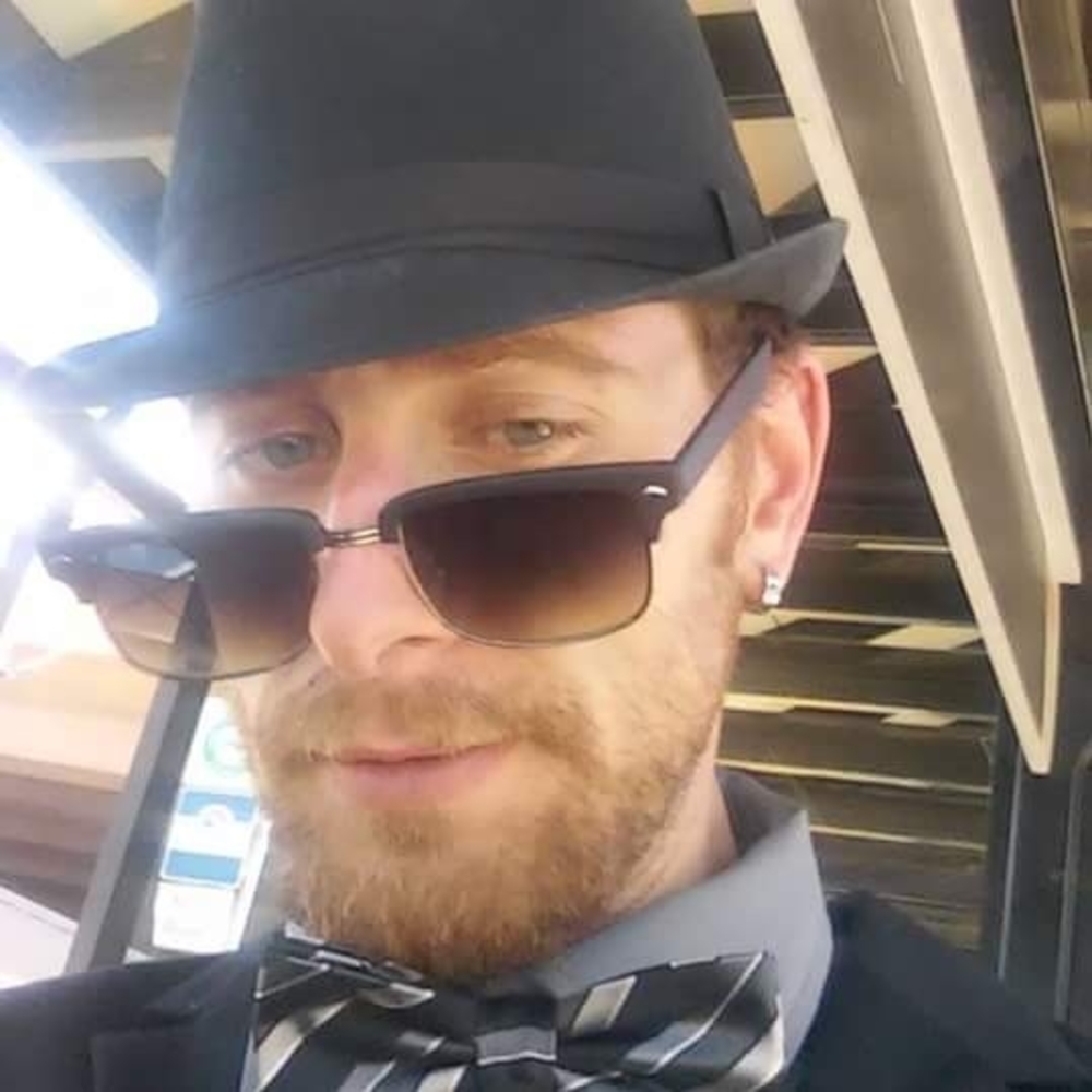Meet your Posher, Mat